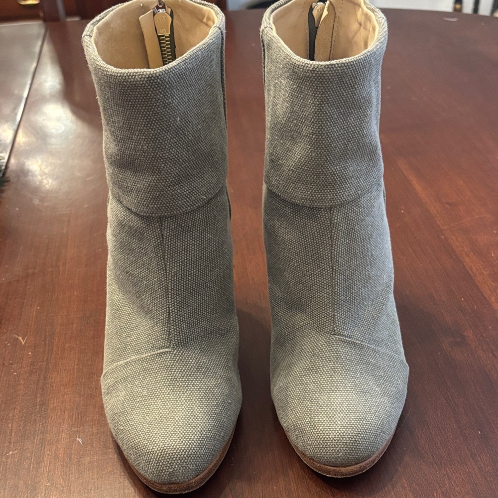 rag & bone Textured Gray Ankle Booties